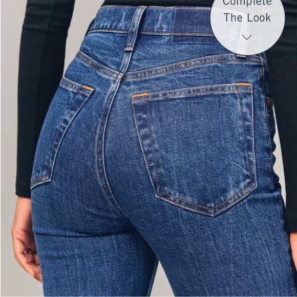 Abercrombie & Fitch Ultra High Rise 90s Slim Straight Jeans Dark Wash - Picture 6 of 12